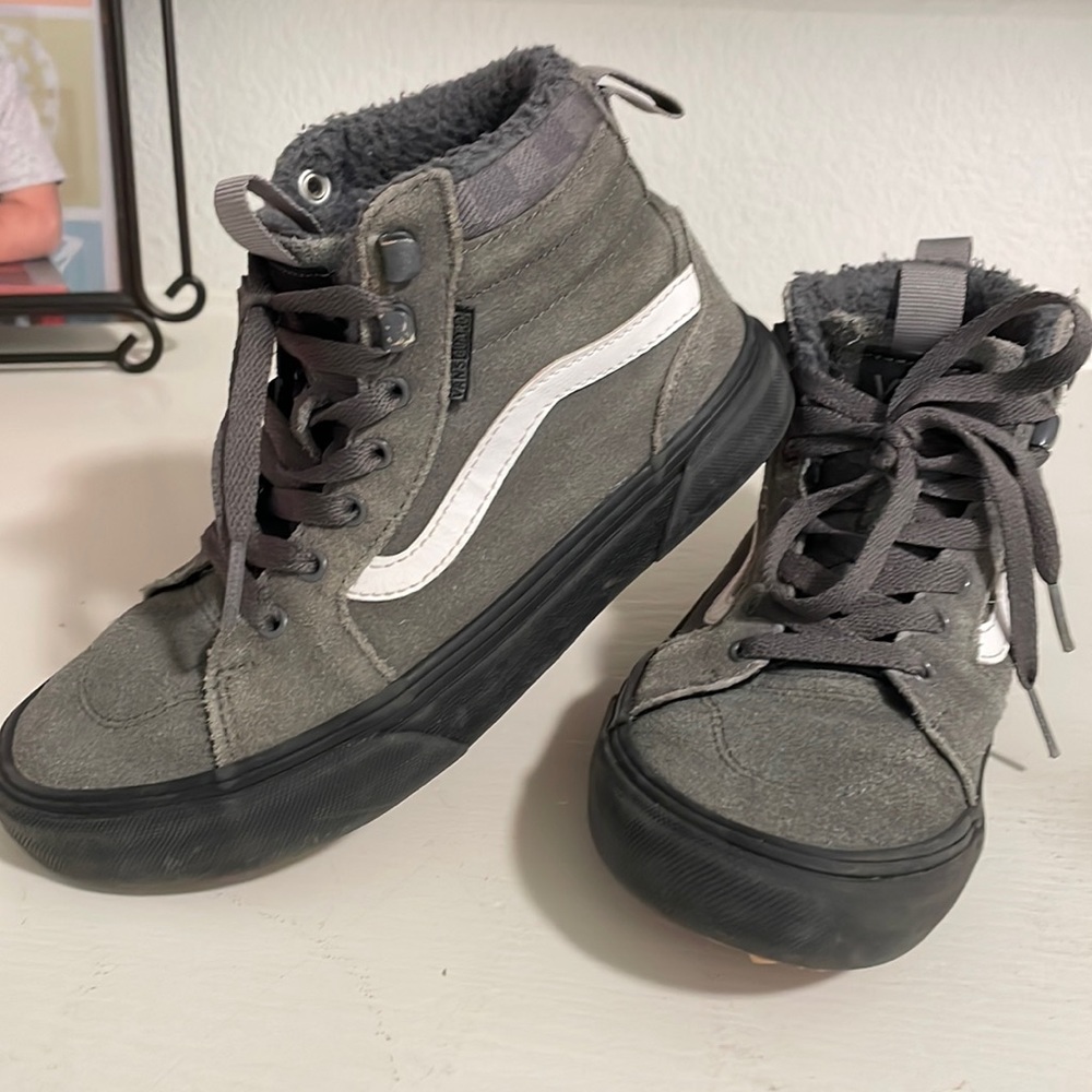 Gray suede vans youth 2.5